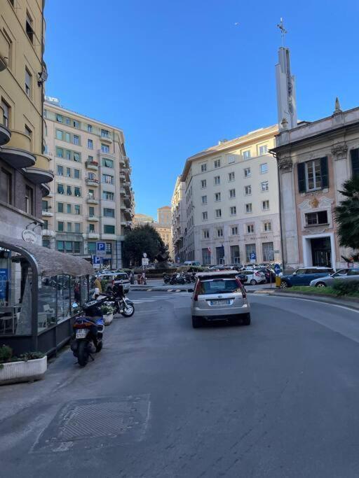 All'Otto Nel Cuore Della Citta Savona Bagian luar foto